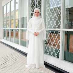 Jubah Najla - White