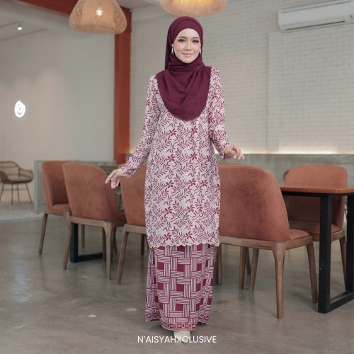 Kurung Juwita- Maroon