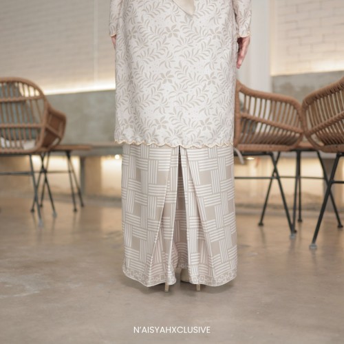 Kurung Juwita- Nude